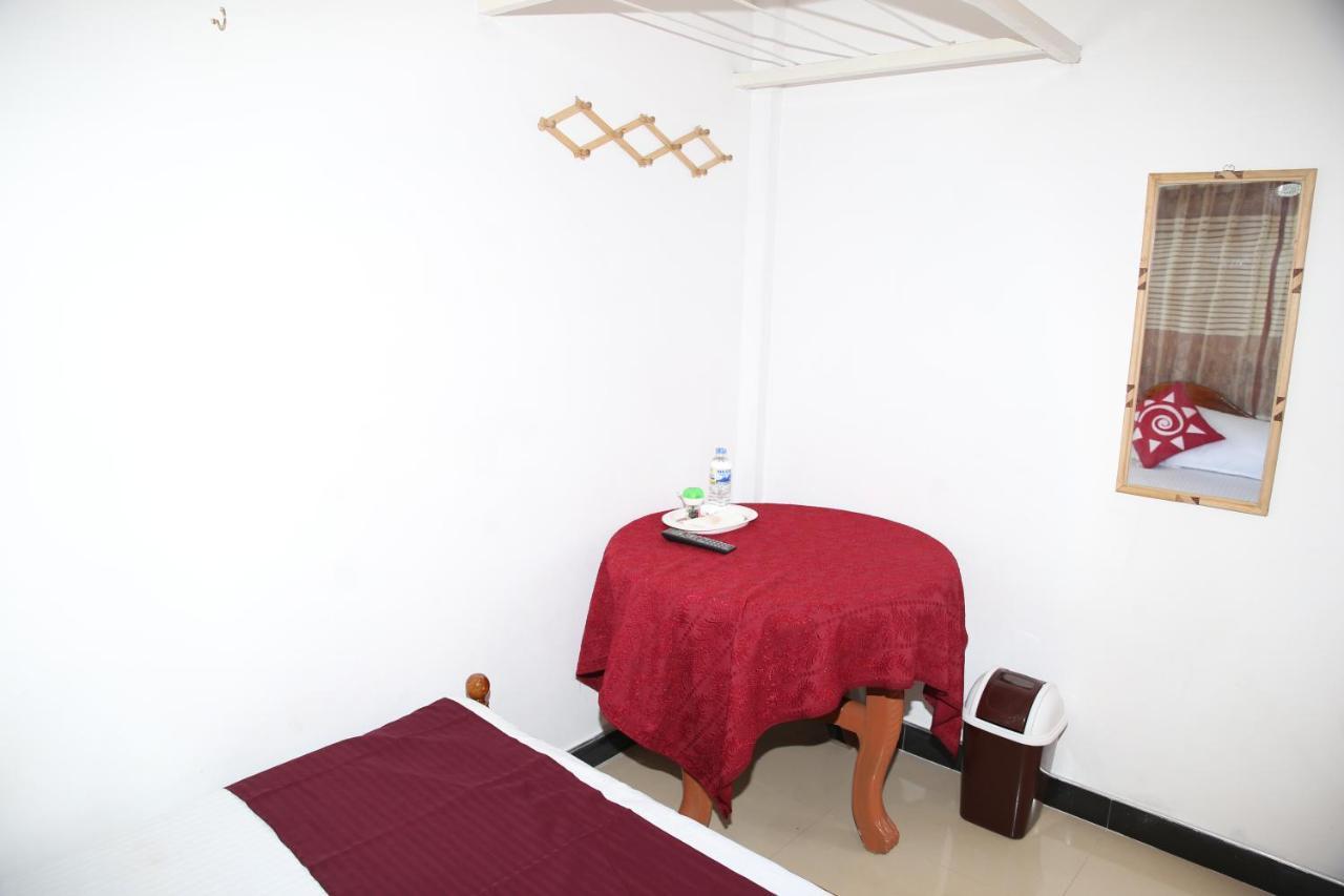 Rathnapala Guest Hotel Badulla Exterior photo